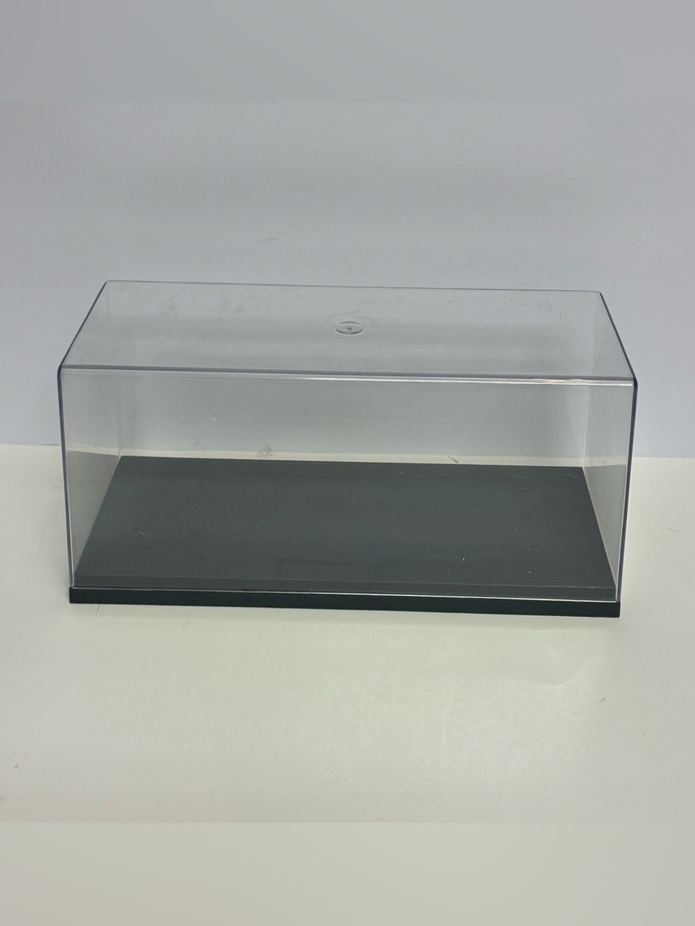 Revell Monogram NASCAR Acrylic Display Case Clear for Cars 1994 Vintage READ
